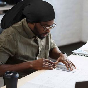 ผ้าโพกหัวอเนกประสงค์แบบยืดได้ สีพื้น สำหรับทุกเพศทุกวัย ขนาดยาว เหมาะสำหรับผมเดรดล็อค กิจกรรมกลางแจ้ง ผ้าโพกหัวโพลีเอสเตอร์ รับสั่งทำ - Product Image 4