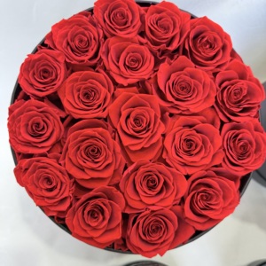 Vente en gros de boîtes cadeaux de roses éternelles, roses Piaget originales, boîtes cadeaux multi-tailles pour cadeaux de Noël, décoration intérieure pour <span class=keywords><strong>les</strong></span> êtres chers - Product Image 6