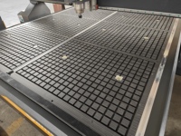 Routeur CNC 1325 3 axes pour le travail du bois, machine de gravure et de découpe avec table à vide pour MDF, contreplaqué, acrylique, fabrication de meubles, OEM disponible
