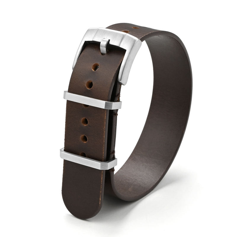 สีน้ำตาลเข้ม