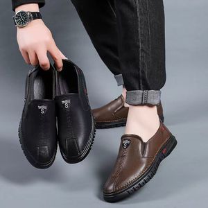 Nuove Scarpe in Pelle da Uomo Autunno-Inverno con Suola Morbida, Scarpe da Guida per Papà, Alla <span class=keywords><strong>Moda</strong></span>, Casual, Scarpe in Pelle Eleganti - Product Image 3