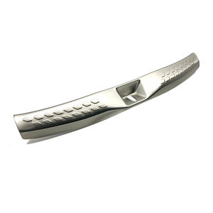 สแตนเลสสตีลภายในรถด้านหลังกันชนเท้า Scuff แผ่นป้องกันสำหรับ <span class=keywords><strong>Toyota</strong></span> C-Hr <span class=keywords><strong>Chr</strong></span> 2017 2018อุปกรณ์เสริม - Product Image 1