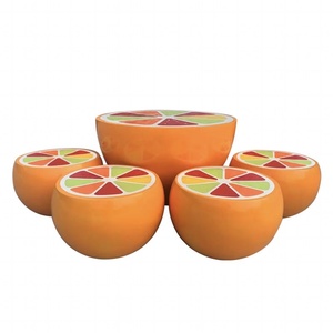 Tabouret de jardin en fibre de verre vert et rouge en forme de pastèque pour enfants, idéal pour parcs et centres commerciaux - Product Image 5