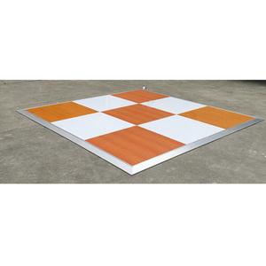 Décor de piste de danse portable en bois brillant et blanc pour mariage - Product Image 4