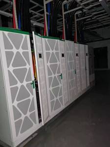 E3SUPS15KH UPS Trifásico en Línea de Alta Eficiencia 3:1, 15kVA 400V, Batería Externa, Sistema de Alimentación Ininterrumpida para Sala de Servidores - Product Image 6