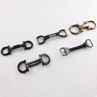 Accessoires de mode personnalisés avec logo en métal, laiton, alliage de zinc, clip, mors de cheval, quincaillerie, chaîne pour bottes, boucle pour chaussures et sandales