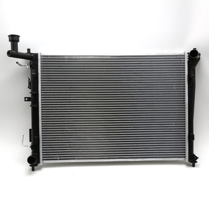 Radiador de Aluminio para Sistema de Refrigeración <span class=keywords><strong>Hyundai</strong></span> CELESTA <span class=keywords><strong>IX30</strong></span>, Material Plástico para Modelo de Auto, OEM 253100q050 - Product Image 1