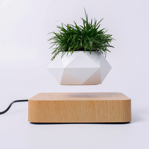 Yeni buluş en küçük yüzen akıllı plastik Bonsai ağacı Pot manyetik Levitating çiçek bitkiler için plastik kaplar