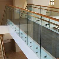 Rampe d'escalier en métal avec support en verre Main courante en acier inoxydable 316 pour maison Design moderne