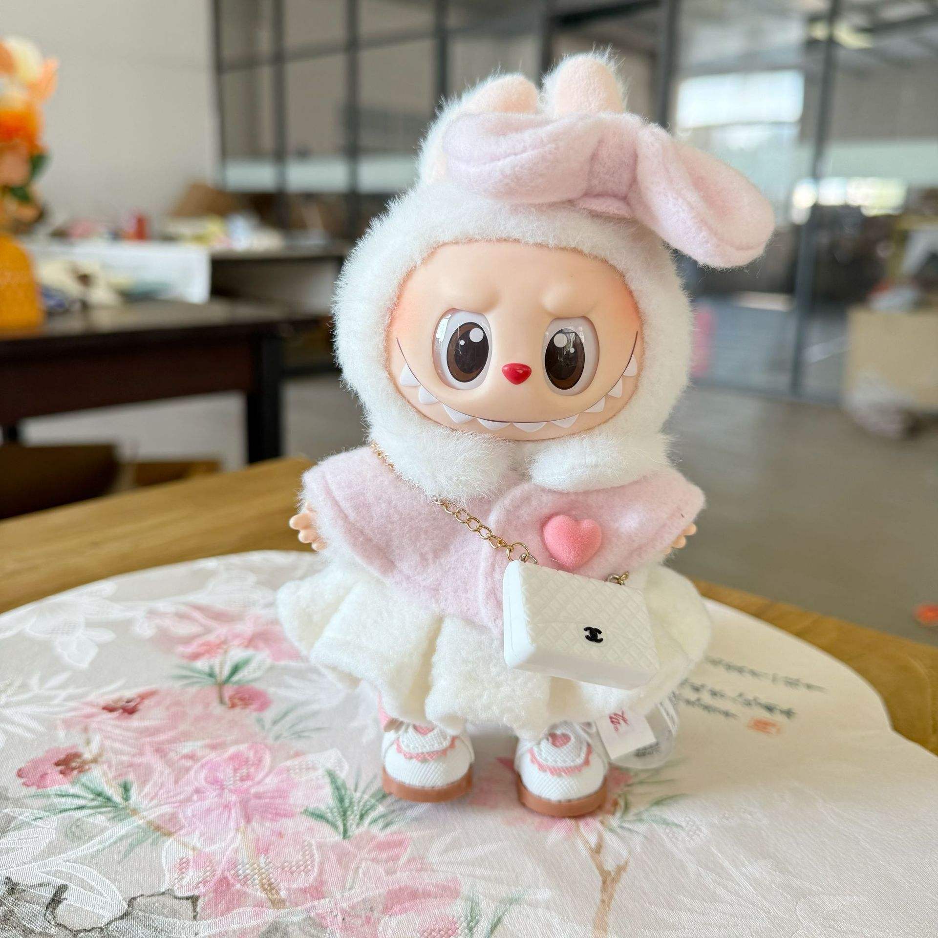 Autumn and Winter Clothing for Labubu First and Second Generations Excluding Dolls Clothing Accessory