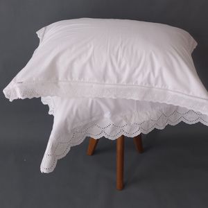 Funda de almohada bordada de algodón liso de buen proveedor - Product Image 3