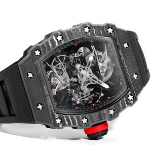 Montre en fibre de carbone ultra-légère de forme tonneau avec bracelet en silicone et verre saphir pour les réunions d'affaires, après le travail, et le fitness - Product Image 2