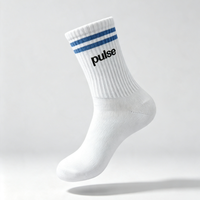 Chaussettes de sport pour hommes avec logo personnalisé, couleur personnalisée, chaussettes mi-mollet tricotées, broderie de lettres, chaussettes d'hiver pour le basketball et la course à pied