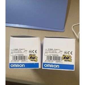 Omron E3NX-FAH11 Photoelectric <b>Sensor</b> 10 To 30V DC PNP Output Near Sensing Method - Product Image 1