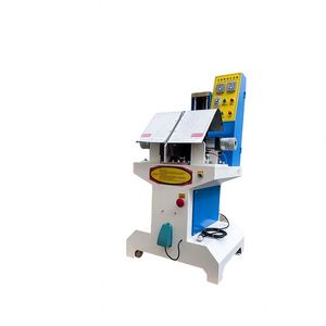 Machine de moulage automatique pneumatique à simple courbe pour la fabrication de semelles de bottes - Product Image 4