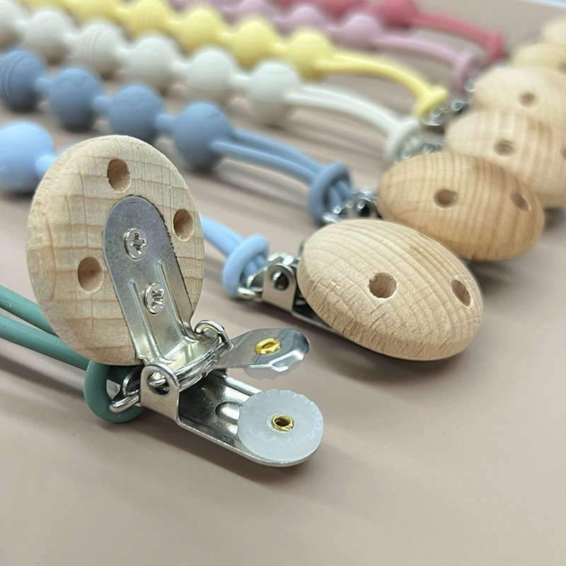 Custom Wooden Tassels Silicone Bead Leopard Cow Bead Letter Bead Key Chain Mama Silicone Keychain Mama Keychain