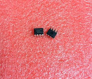 Nouveau <span class=keywords><strong>Comparateur</strong></span> Double Original UPC393C C393C 5000 UV Offset-Max 1300 Ns Temps de Réponse PDIP8 <span class=keywords><strong>Composants</strong></span> Électroniques - Product Image 2