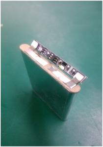 Machine de fabrication de batteries de téléphones portables, machine de soudage par points pour la fabrication de batteries, machine de fabrication de batteries de téléphones portables fonctionnelle - Product Image 3