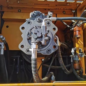 Excavadora Usada SY335 de Alto Rendimiento y Potencia, Oruga Amarilla China, Motor Diésel de 254HP, Bomba de Alta Capacidad de Excavación, 1 Año de Garantía - Product Image 6
