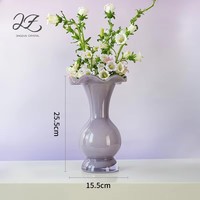 Vase à fleurs en verre élégant en gros, vase décoratif vintage en verre artistique avec bord ondulé, centre de table floral pour décoration