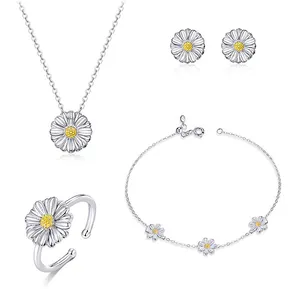 High quality Fashion Designer Daisy Flower Jewelry Earrings Studs Necklace Open Ring Chain Necklace Combo Set for Women