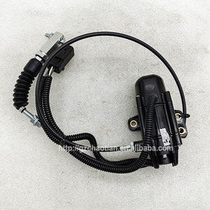 Moteur d'accélération 379-0802 (3790802) avec régulateur pour pelle E305.5E E305E – Pièces de machines de construction - Product Image 2