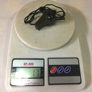 Sifflet d'extérieur avec boussole et thermomètre, équipement de survie compact et sûr, matériau ABS vert, 3x6,3 cm - Product Image 4