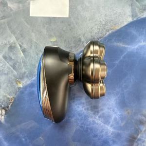 MIOCO M3016 PrecisionCare para afeitadora de calavera lavable IPX5 Motor de CC de alto rendimiento hoja de acero inoxidable LCD de siete hojas - Product Image 2