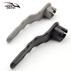 Clé à spirale à six dents et à huit dents KEEP DIVING pour kayaks gonflables, bateaux en fibre de verre, planches de surf, planches à pagaie, serrage de la valve - Product Image 5