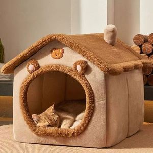 Cama para Gatos en Forma de Casa de Osos, Cueva Cálida de Felpa, Refugio Interior Suave para Dormir - Product Image 4
