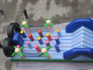 Offre Spéciale : Jeu Gonflable d'Obstacles Extérieur en PVC Certifié CE avec Tunnel et Blocs pour l'Escalade et la Glisse, Capacité 1000KG - Product Image 6