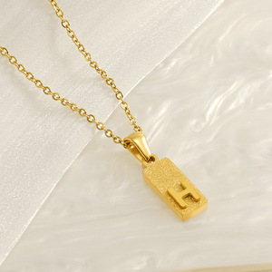 Zogxin Letter Pendant Necklace Gold Plated Stainless Steel Rectangular Alphabet Chain For Women Everyday Wear - Product Image 3