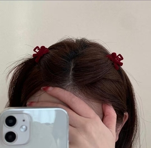 กิ๊บติดผมกำมะหยี่รูปโบว์เล็กสำหรับผู้หญิง ขนาด 2.8 ซม. 50 ชิ้น/ถุง กิ๊บหนีบ<span class=keywords><strong>ผม</strong></span>เล็กสไตล์เรโทรสำหรับสาวหวาน - Product Image 2