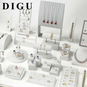 Ensemble <span class=keywords><strong>de</strong></span> présentoirs à <span class=keywords><strong>bijoux</strong></span> DIGU gris, support pour bagues et boucles d'oreilles, possibilité <span class=keywords><strong>de</strong></span> combiner librement <span class=keywords><strong>les</strong></span> présentoirs à <span class=keywords><strong>bijoux</strong></span> pour toutes <span class=keywords><strong>les</strong></span> catégories - Product Image 1