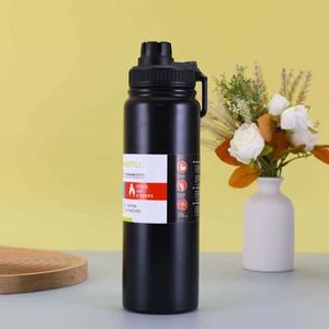Botella Deportiva de Acero Inoxidable con Aislamiento al Vacío para Senderismo, Montañismo, Ciclismo y Viajes - Product Image 5