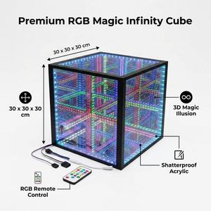 Cube miroir infini LED 3D de 30 cm |   Art déco |   Télécommande RGB à changement de couleur |   Salle sensorielle à lumière d'illusion en plastique acrylique - Product Image 3