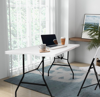 Table rectangulaire blanche en plastique HDPE au design moderne de 180 cm pour pique-nique en plein air, fête et mariage