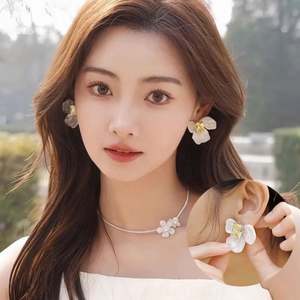 New Classic Trendy Fashion <b>Jewelry</b> Zinc Alloy Geometric Square Zircon Stud Earrings Silver Plated Elegant Women's Summer <b>Beach</b> - Product Image 5