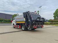 Camion compacteur de déchets Dongfeng 6CBM, véhicule de collecte des ordures, petit compacteur de déchets pour le nettoyage des rues