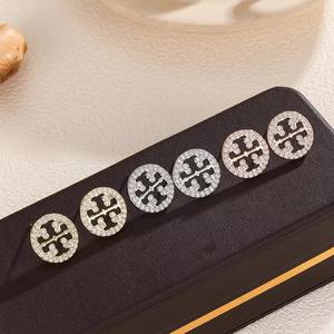 ต่างหูทันสมัยสไตล์อเมริกันยุโรปสำหรับผู้หญิงเครื่องประดับทองเหลืองติดเพชรหลายสีประดับคริสตัลทอง - Product Image 4