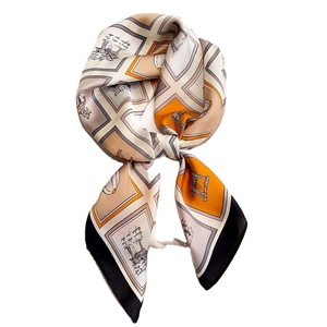 Foulard en <span class=keywords><strong>soie</strong></span> pour les cheveux Bandana de créateur, foulard en satin de <span class=keywords><strong>soie</strong></span> sergé, impression numérique, foulards carrés pour femmes, vente en gros - Product Image 1