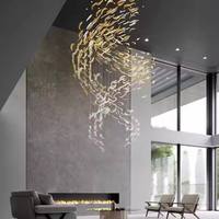 Lustre en verre fait main au design moderne et personnalisable en forme de feuille, idéal pour centre commercial, grand salon ou salle de banquet, installation au plafond