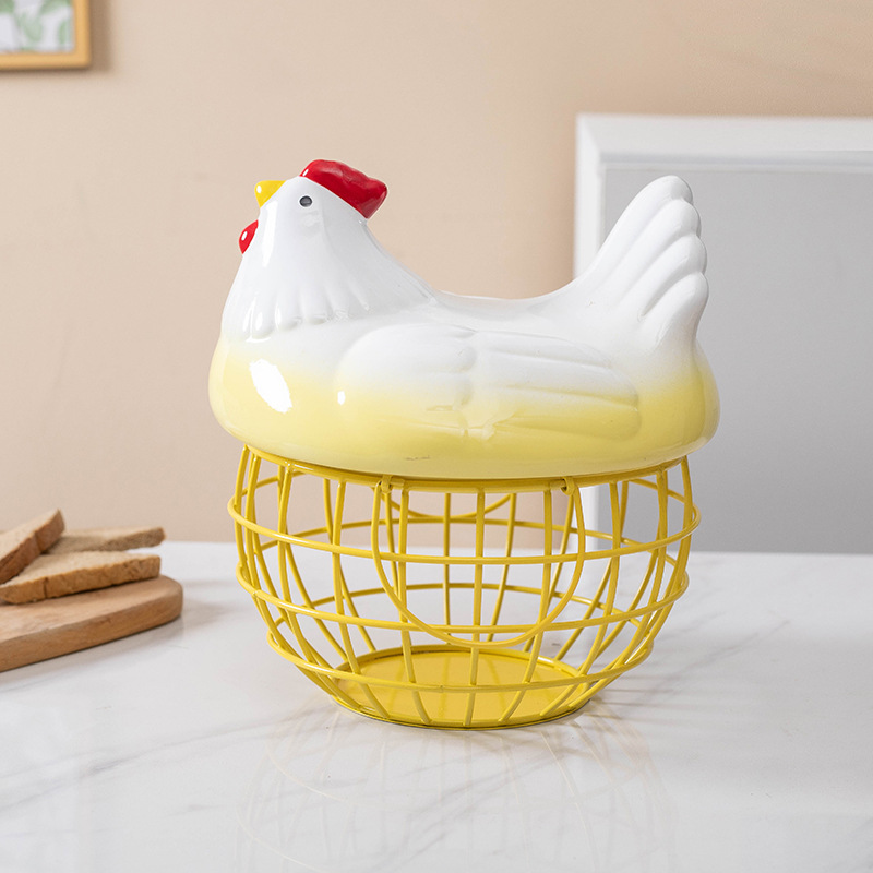 Gradient yellow hen with yellow American-style basket
