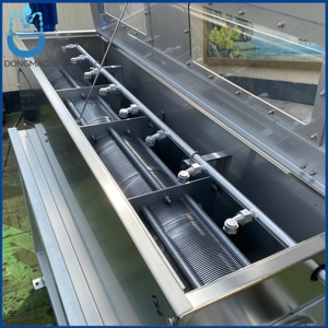 Presse à vis multi-disques compacte en acier inoxydable SS304 pour la <span class=keywords><strong>d</strong></span>éshydratation des boues et le traitement des eaux grises dans les zones touristiques et les réserves écologiques - Product Image 5