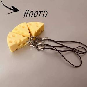 Llavero de Resina con Colgante de Queso CHENXI, Lindo, para Estudiantes, Parejas, Decoración para Mochila, Bolso, Funda de Teléfono - Product Image 3