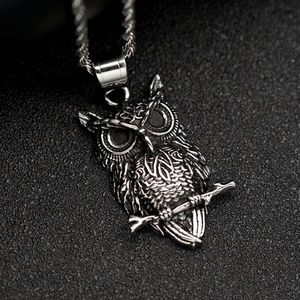 Collar Personalizado de Acero Inoxidable con Colgante de Búho Retro y Calavera Gótica, Chapado en Oro de 18K, Estilo Vintage, Animal Dominante - Product Image 3