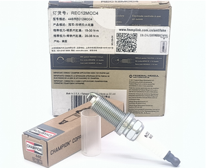Bujía de Gasolina <span class=keywords><strong>Champion</strong></span> Americana de Cobre 446/REC12MCC4 26.5MM M14*1.25 Nueva para Modelos Jeep Sprinter - Product Image 1