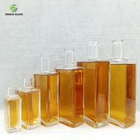 Échantillon gratuit Bouteille carrée en verre super flint de 500 ml, 700 ml, 750 ml avec impression sérigraphique pour whisky/vodka/gin