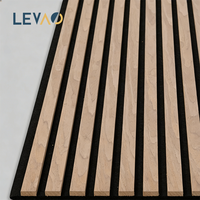 Panneau mural acoustique en bois à lattes, structure en fibres de polyester, placage enveloppé, réduction du bruit, pour hôtel, restaurant, décoration intérieure