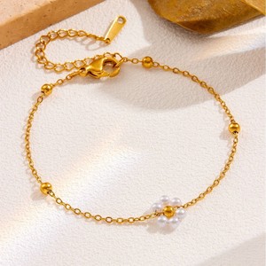 Conjunto de Collar y Pulsera de Perlas Hechas a Mano en Acero Inoxidable |   Joyería Floral con Cuentas Delicadas |   Estilo INS Impermeable y Resistente a la Decoloración - Product Image 4